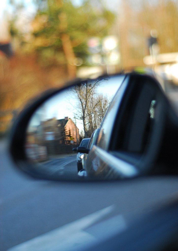 汽车安装什么镜子可以看到车前轮 - 汇30资讯
