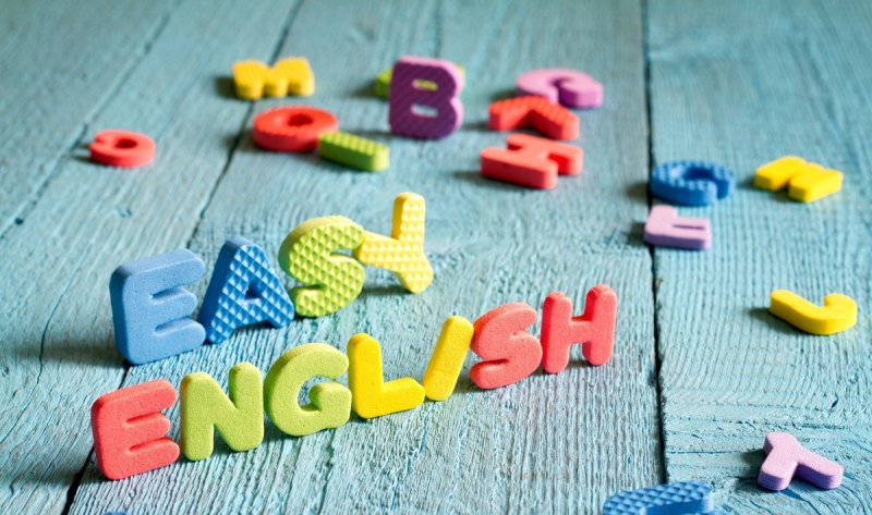 有人说小学学英语是毫无意义的甚至会影响孩子学习，对此你怎么看 - 汇30资讯